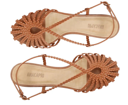 Flat sandal with braided straps, teardrop shape, brown.